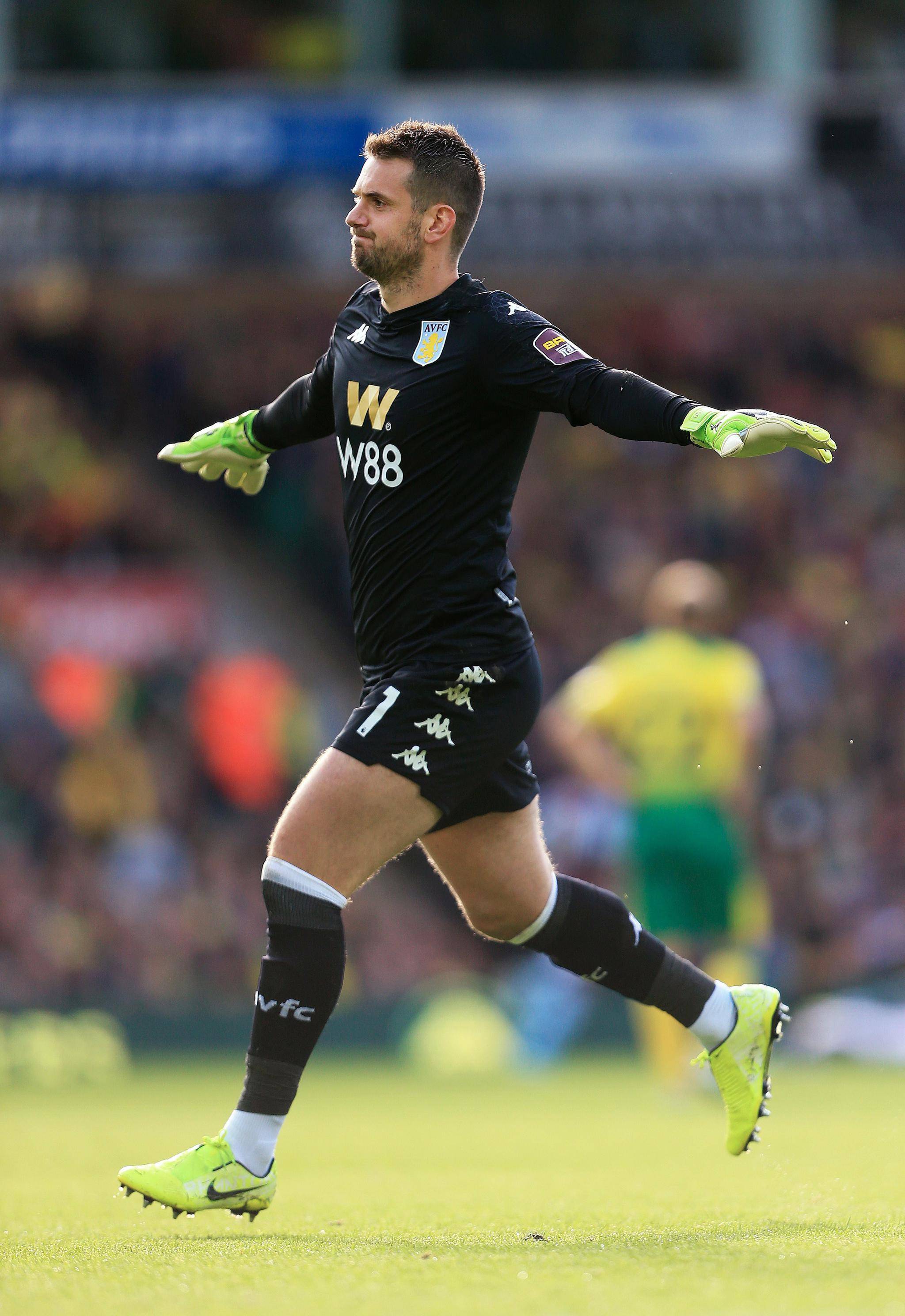 米兰体育-英超争冠，教练赞战术创新