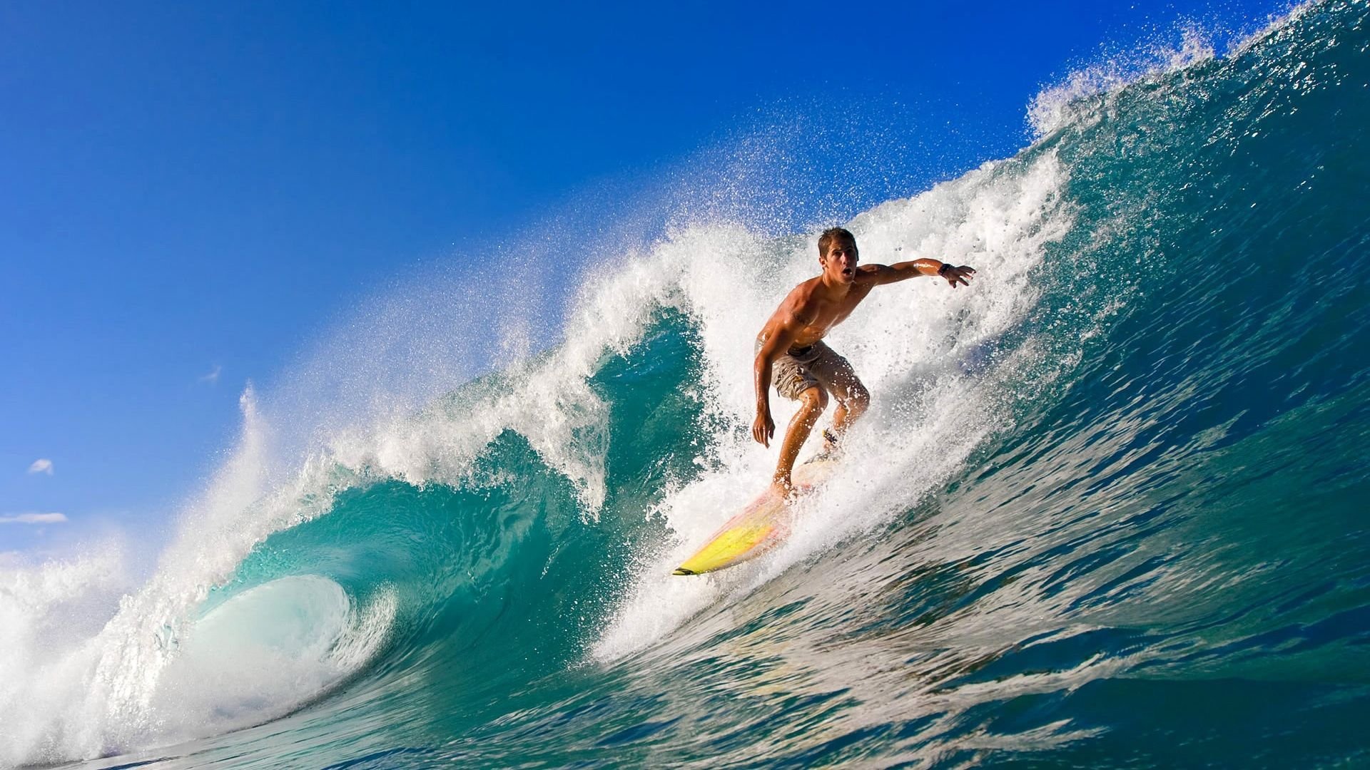《高校电竞联赛火热开启,学子们展现青春风采》,高校电竞大赛