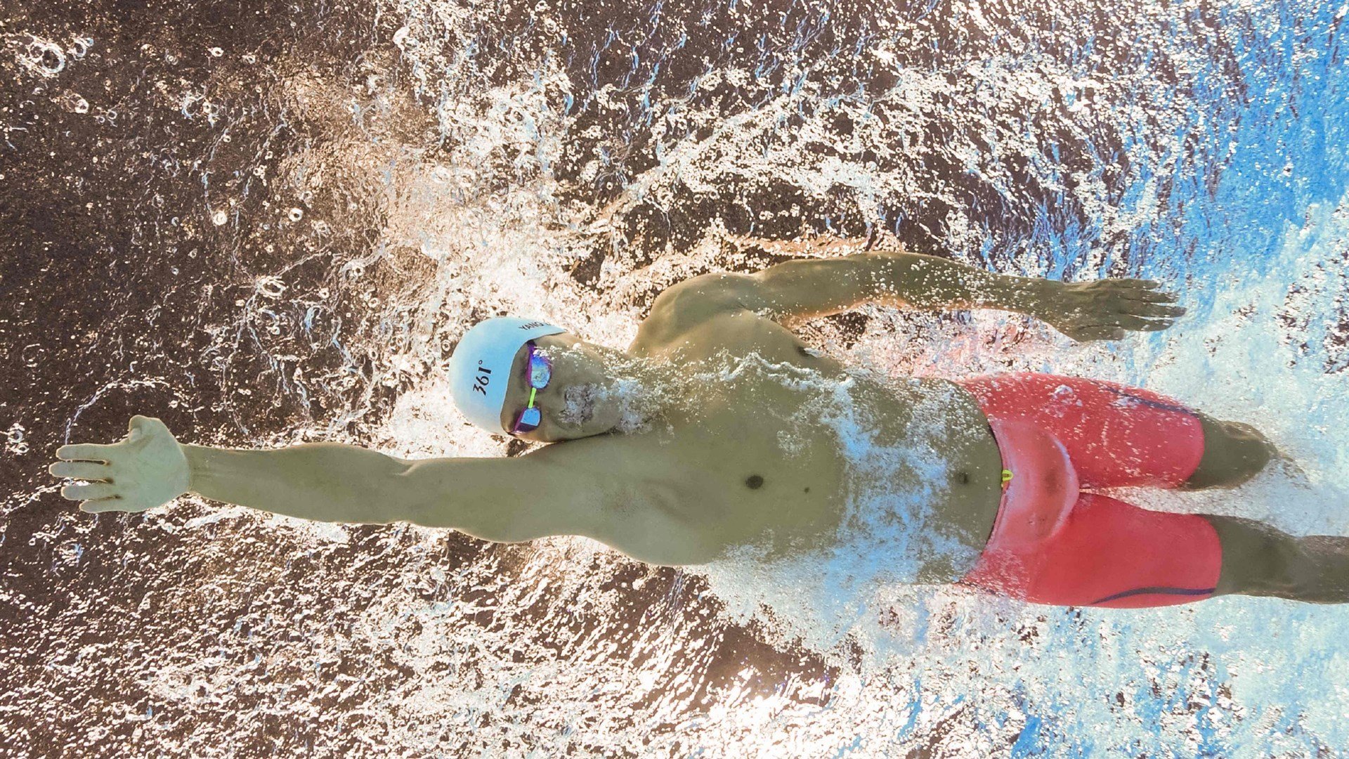 米兰体育app-伊朗骑手阿里·巴赫蒂亚里在巴黎奥运会上首次亮相，尽管未能晋级，但表现积极。